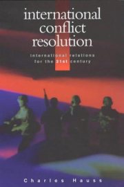 Couverture : International conflict resolution