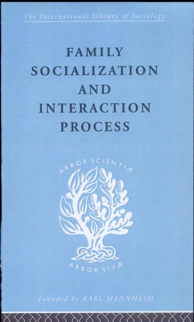 Couverture : Family socialization and interaction process