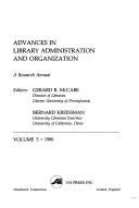 Couverture : Advances in library administration and organization