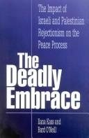 Couverture : The deadly embrace