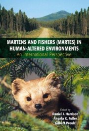 Couverture : Martens and Fishers (Martes) in Human-Altered Environments