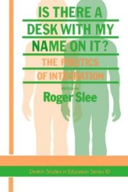 Couverture : Is there a desk with my name on it?