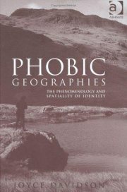 Couverture : PHOBIC GEOGRAPHIES: THE PHENOMENOLOGY AND SPATIALITY OF IDENTITY.