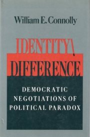 Couverture : Identity/difference