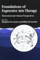 Couverture : Foundations of expressive arts therapy
