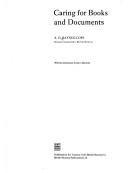 Couverture : Caring for books and documents