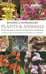 Couverture : Invasive and Introduced Plants and Animals