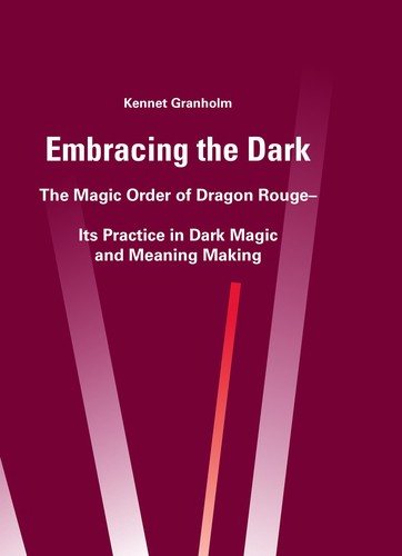 Couverture : Embracing the dark