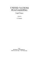Couverture : United Nations peace-keeping