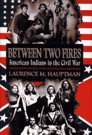 Couverture : Between two fires