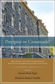 Couverture : Precipice or Crossroads?