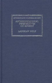 Couverture : Anthropological perspectives on kinship