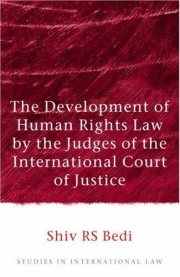 Couverture : The Development of Human Rights Law by the Judges of the International Court of Justice (Studies in International Law)