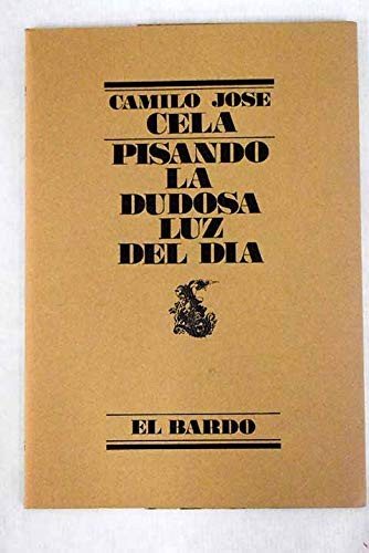 Couverture : Pisando la dudosa luz del día