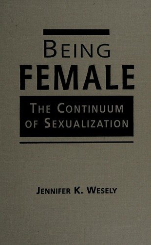 Couverture : Being Female