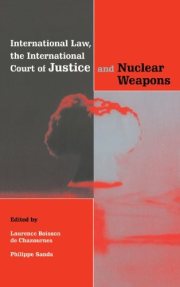 Couverture : International law, the World Court and nuclear weapons