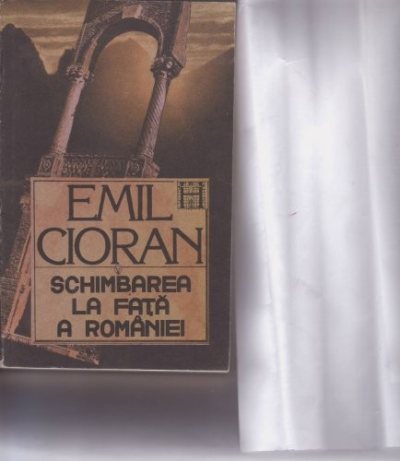 Couverture : Schimbarea la față a României