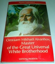 Couverture : Omraam Mikhael Aivanhov