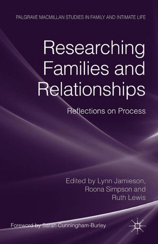 Couverture : Researching families and relationships