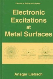Couverture : Electronic excitations at metal surfaces