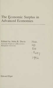 Couverture : The Economic surplus in advanced economies